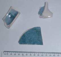 Pieces of pottery that provide good clues